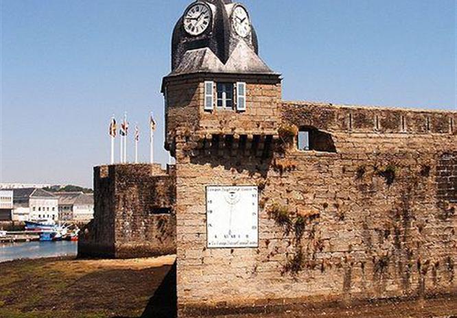 CONCARNEAU also known as "THE CITY CLOSE"