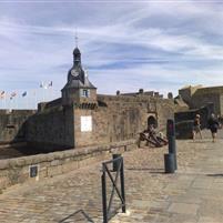 CONCARNEAU also known as "THE CITY CLOSE"