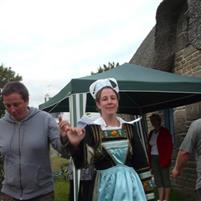 Animation in the camp of the Dawn Mill in Concarneau